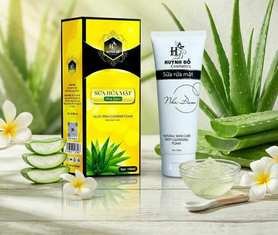 Sữa rửa mặt Huỳnh Đỗ