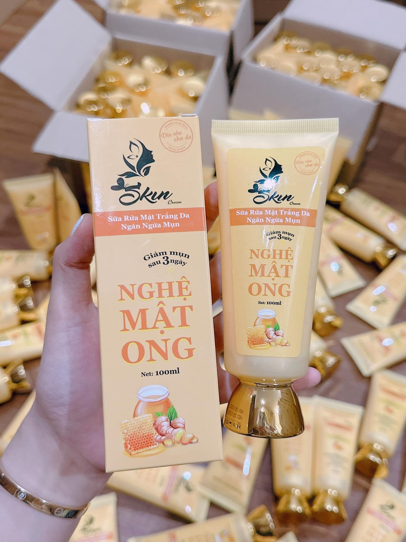 Sữa rửa mặt Skin Cream